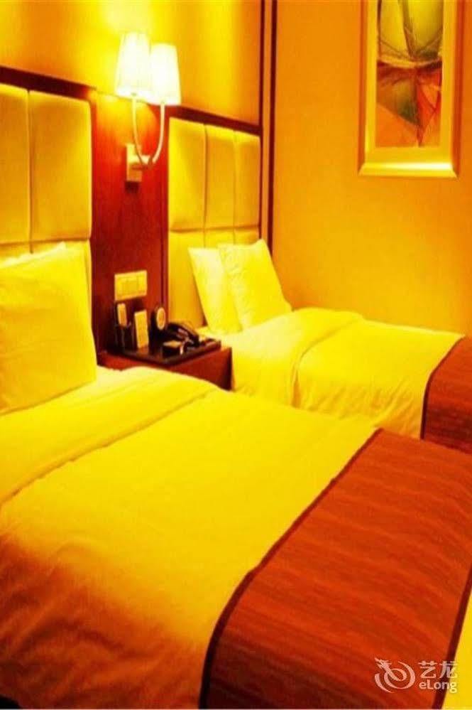 Lijing Grand Hotel City Center Liuzhou Εξωτερικό φωτογραφία
